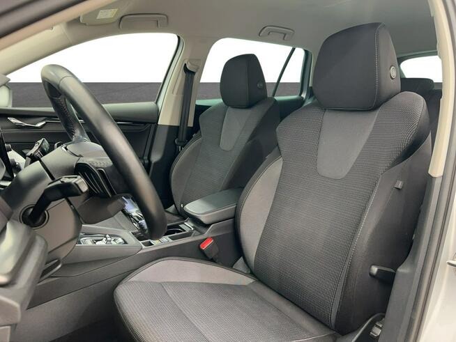 Skoda Octavia 1.5 TSI  e-Tec Ambition DSG Kombi Warszawa - zdjęcie 10