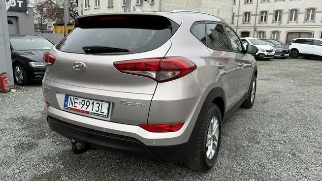 Hyundai Tucson Benzyna Zarejestrowany Ubezpieczony Elbląg - zdjęcie 4