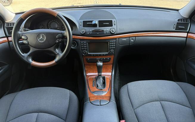 Mercedes E 280 3.0 V6 | Stan BDB | Klimatyzacja | Pyzdry - zdjęcie 9