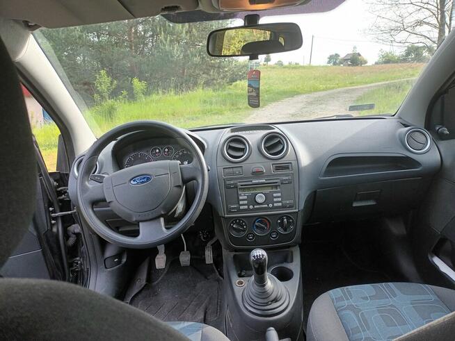 Ford Fiesta Ostrzeszów - zdjęcie 2