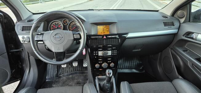 Opel ASTRA 1.8 GTC opc line 2.09r.zDeGwPrzOryDoinZare.132tkm Bełchatów - zdjęcie 12