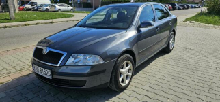 Sprzedam bardzo piękna Skodę Octavię 2008 rok 1.9 TDI piękna Nowy Sącz - zdjęcie 8