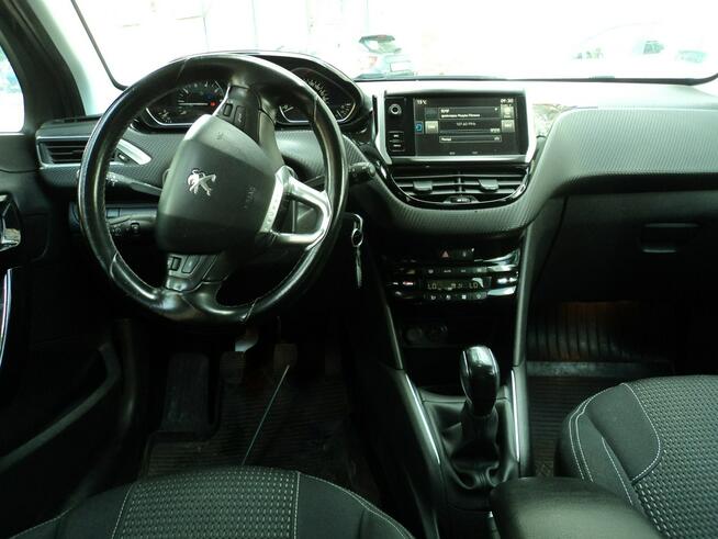 sprzedam peugeota 208 z 16r  nowiutki akumulator zakupiony Lublin - zdjęcie 9