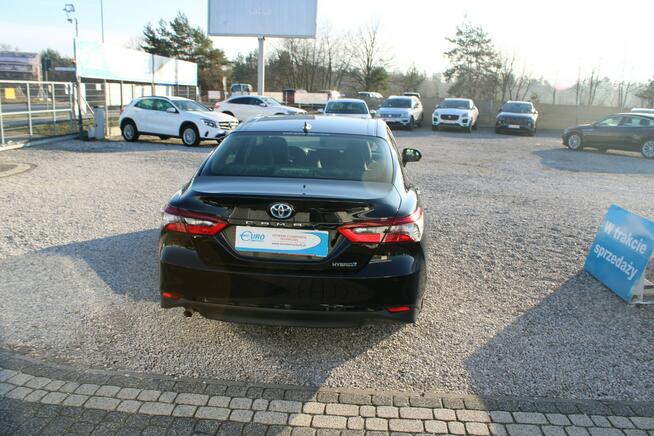Toyota Camry 2.5 Hybrid e-CTV Comfort F-vat Kamera Gwarancja Warszawa - zdjęcie 7