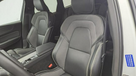 Volvo XC 60 R-Design aut ! Z Polskiego Salonu ! Faktura VAT ! Warszawa - zdjęcie 11