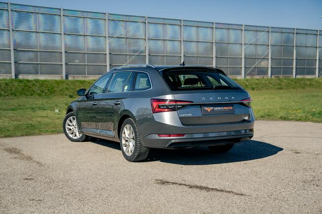 Skoda Superb Combi 2.0 TDI Ambition, Salon PL, Bezwypadkowy, FV23% Warszawa - zdjęcie 4
