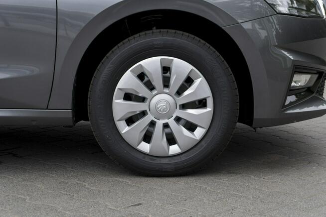 Škoda Fabia Essence 1.0 MPI 80 KM - Dostępna od ręki! Oferta dla firm! Łódź - zdjęcie 10