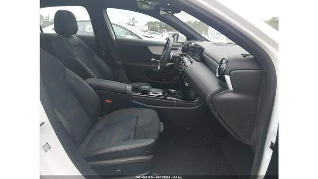 Mercedes A 220 4Matic / pakiet AMG / niski przebieg Wrocław - zdjęcie 10