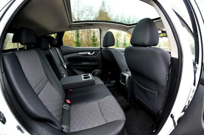 Nissan Qashqai _1.2 115KM Led Panorama Klimatronik Navi Kamera Serwis Płock - zdjęcie 10