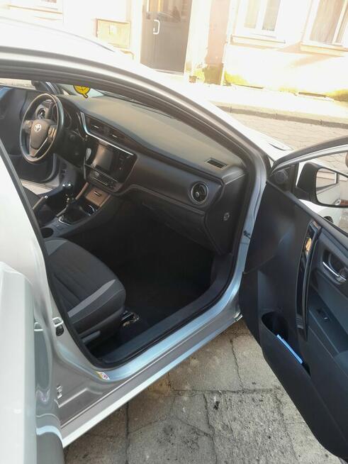 Toyota Auris 1.6 valvematic NISKI PRZEBIEG Słupsk - zdjęcie 12