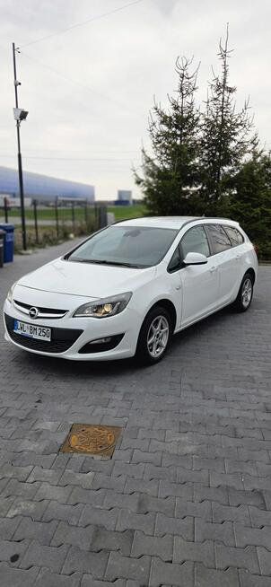 Opel Astra- 1.6 diesel- 2014r. Grodzisk Mazowiecki - zdjęcie 6