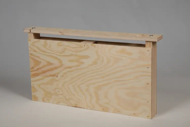 Podkarmiaczka ramkowa Dadant 3L drewniana gniazdowa Jaśliska - zdjęcie 1