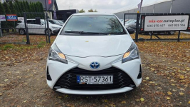 Toyota Yaris 1.5 HSD 100KM Salon PL Bezwypadkowy Serwis Otwock Mały - zdjęcie 3