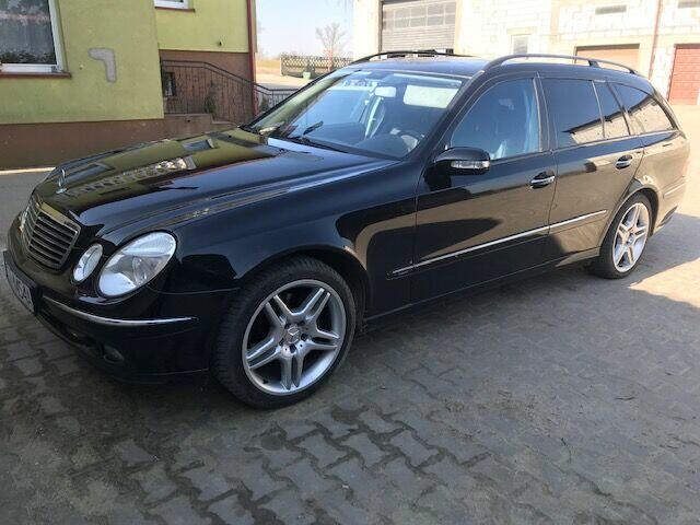 MERCEDES BENZ Obrowo - zdjęcie 1