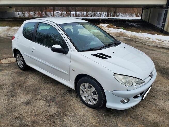 Peugeot 206 1.4 HDI 2009r Tanio Rzeszów - zdjęcie 2