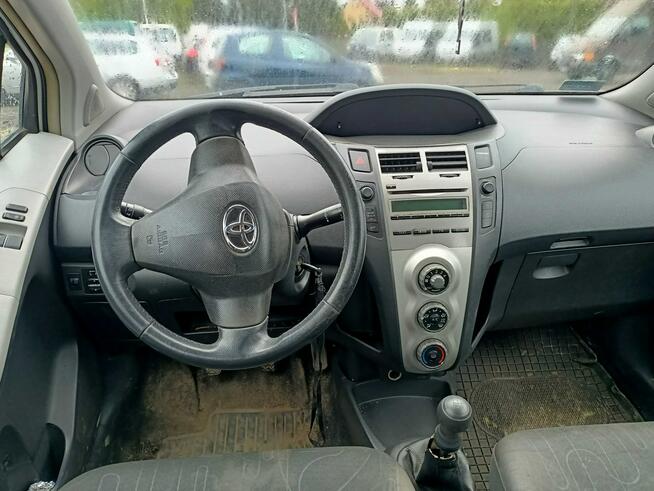 Toyota Yaris 1.0 09r Tarnów - zdjęcie 7