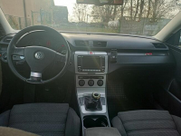 Sprzedam Passat B6 Wola Trębska - zdjęcie 2