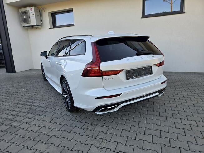Volvo V60 2.0 Plug-in * AWD * kamera * navi * LEDY * R-DESING Raba Niżna - zdjęcie 4