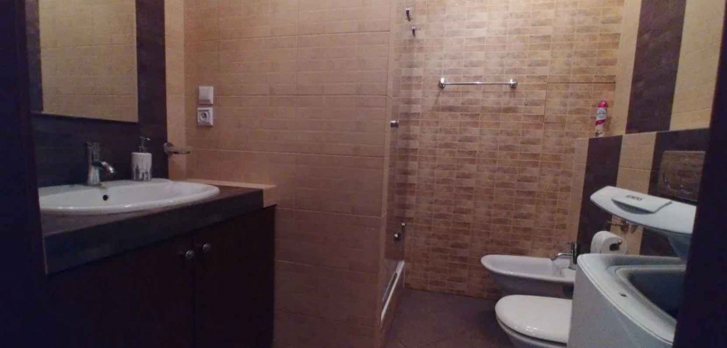 2pok, 50met, Okolice Partynickiej LOGGIA/2006 (Wrocław) Krzyki - zdjęcie 5