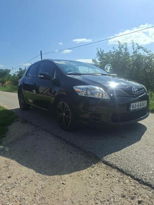 Toyota Auris 1.6 Benzyna 2011r Salon Polska Wola Prażmowska - zdjęcie 3