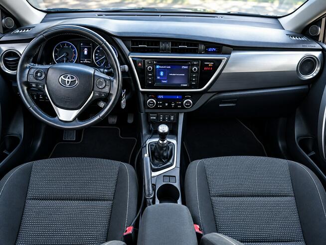 Toyota Auris Sadlno - zdjęcie 9