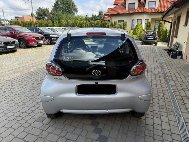 Toyota Aygo 1,0 68KM  Klimatyzacja Orzech - zdjęcie 8