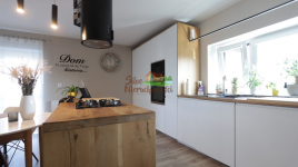 Nietuzinkowy dom na sprzedaż, 5 pokoi Głogów - zdjęcie 9