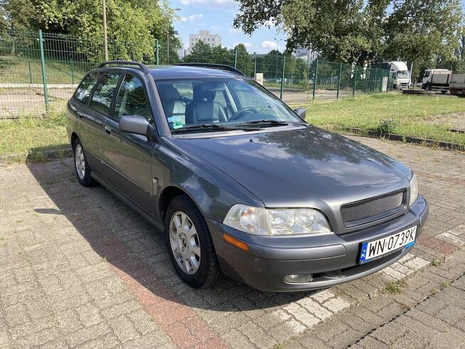 Volvo V40 1,8 benzyna 2004, którym jeździł Lewandowski Ursynów - zdjęcie 3
