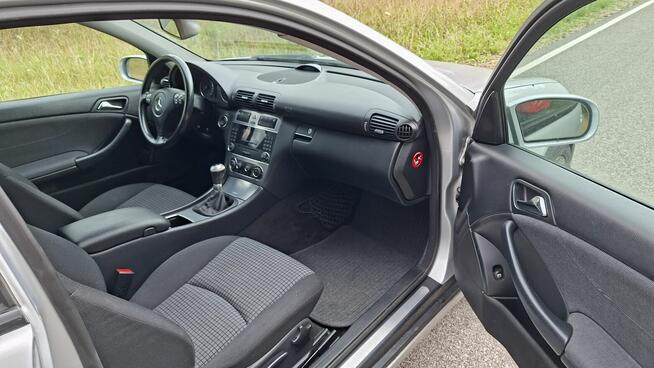 Mercedes-Benz Klasa C W203 1.8 K 163KM Xenon zarejestrowany Skarżysko-Kamienna - zdjęcie 8