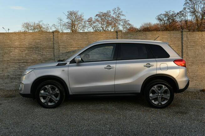 Suzuki Vitara 1.6 120KM Niski przebieg LED Navi Kamera Alufelgi Dąbrowa Górnicza - zdjęcie 2