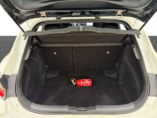 Toyota Corolla 1.2 T Comfort Hatchback Warszawa - zdjęcie 11