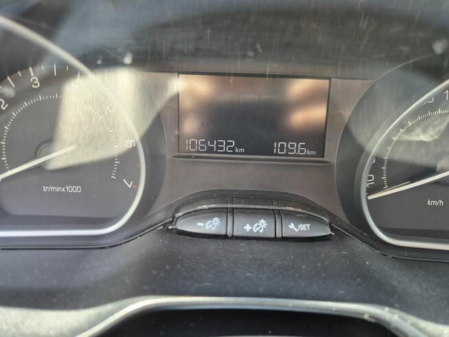 Peugeot 208 (2015 r.) | 106 tys. km | Rozrząd do wymiany Poznań - zdjęcie 9
