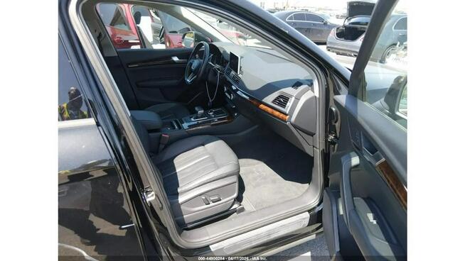 Audi Q5 Quattro / Virtual / niski przebieg Tarnów - zdjęcie 9