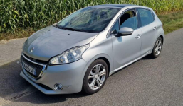 Peugeot 208 70.000km ,   automat !