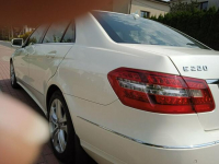 Mercedes E 220 PO REMONCIE KAPITALNYM SILNIKA ! ! ! Zgierz - zdjęcie 12