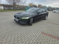 Volvo V60 2018r 2.0 Diesel 150KM Ledy Alu Navi z GWARANCJĄ Kadłubówka - zdjęcie 7