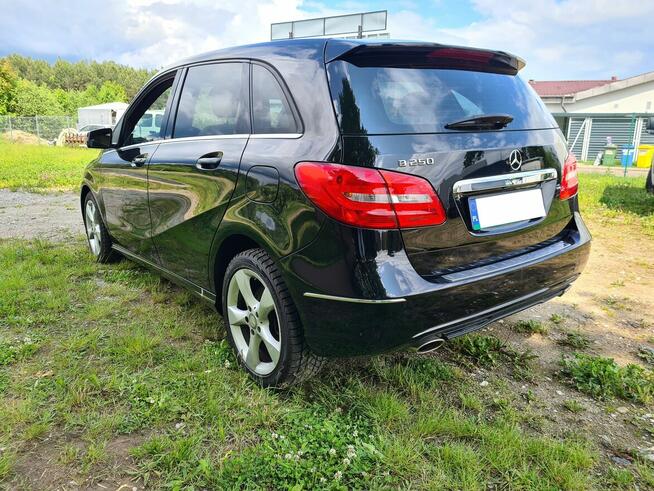Mercedes-Benz B 250 Benzyna Automat Skóry Pakiet AMG Olsztyn - zdjęcie 4