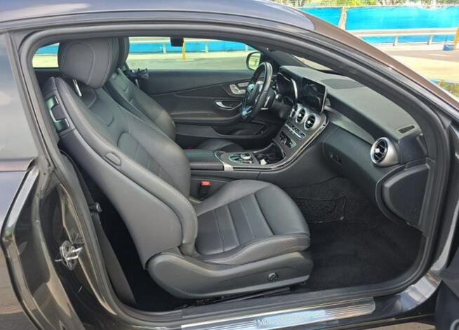 Mercedes C 300 pakiet AMG / niski przebieg Tarnów - zdjęcie 9