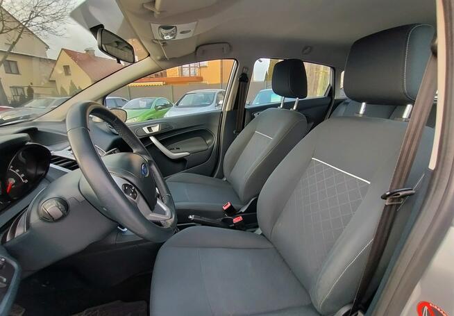 Ford Fiesta 1,2 82KM Harklowa - zdjęcie 11