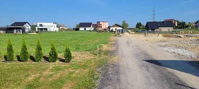 Piękna działka nieopodal Jeziora Łąka w Porębie. Poręba - zdjęcie 4