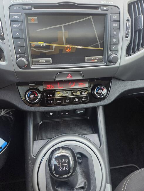 Kia Sportage 2015r Benzyna 135 KM Alu Navi z GWARANCJĄ Kadłubówka - zdjęcie 6