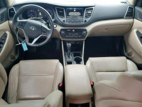 Hyundai Tucson / 4x4 / bogata wersja / niski przebieg / Tarnów - zdjęcie 8