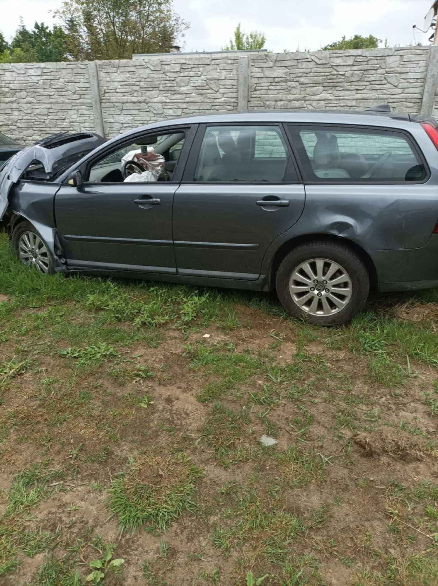 Samochód powypadkowy Nisko - zdjęcie 1