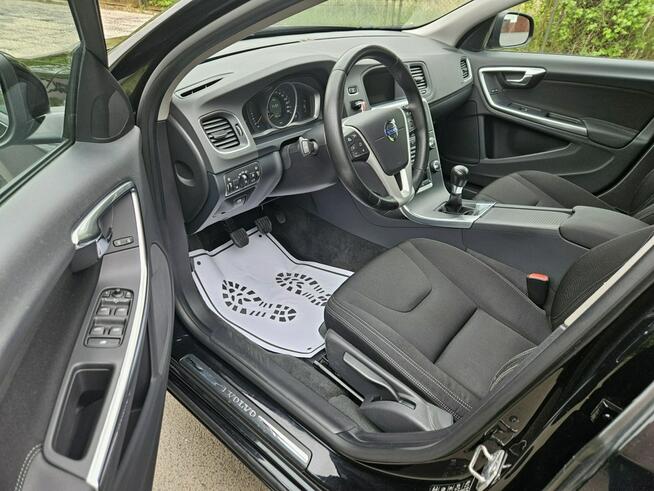 Volvo V60 Pełna Historia Serwisowa* Silnik 5 cylindrowy* Rok GWARANCJI Opoczno - zdjęcie 10