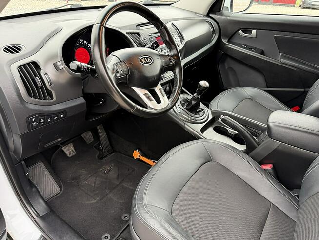 Kia Sportage 2.0i 4x4 Climatronic PDC Gwarancja Kutno - zdjęcie 9