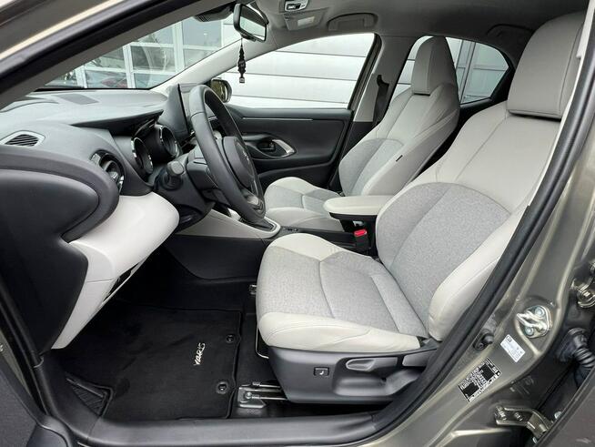Toyota Yaris 1.5 Hybryda Bogata Jak nowa Grzane fotele Kamera Baranowo - zdjęcie 12