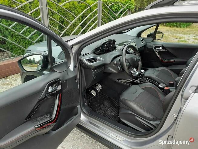 Peugeot 2008 1.2 Pure Tech GT Line S&amp;amp;S Wałdowo Szlacheckie - zdjęcie 4