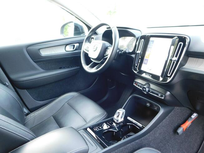 Volvo XC 40 Inscription z Gwarancją Bezwypadkowy Model 2020r Żyrardów - zdjęcie 8