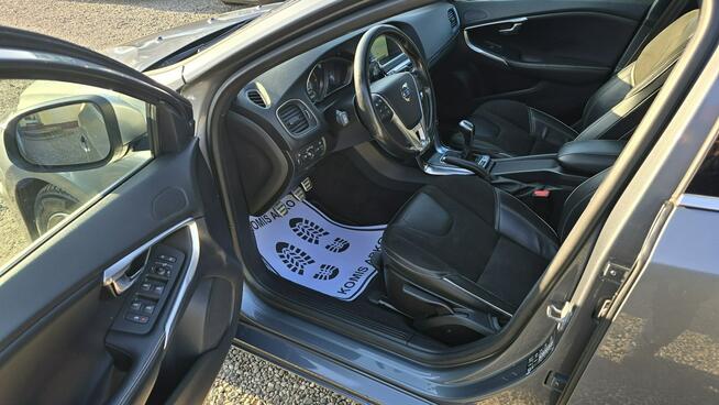 Volvo V40 R-Design Zieleniewo - zdjęcie 9