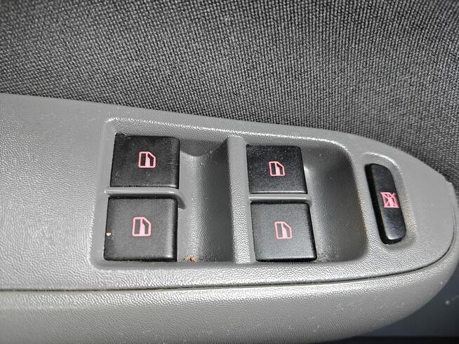 SEAT CORDOBA, 1 właściciel, tylko 95 tys przebiegu. Bezwypad Konin - zdjęcie 8